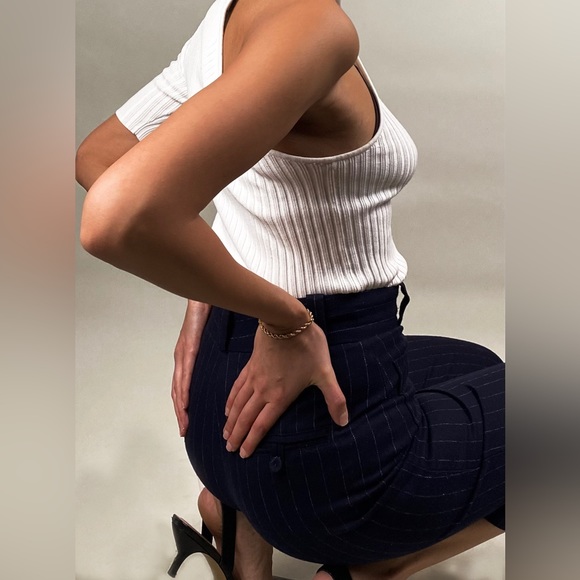 ZARA | Navy Blue Pinstripe High Waisted Wide Leg Pants With Front Pockets | US 2 - Picture 4 of 4